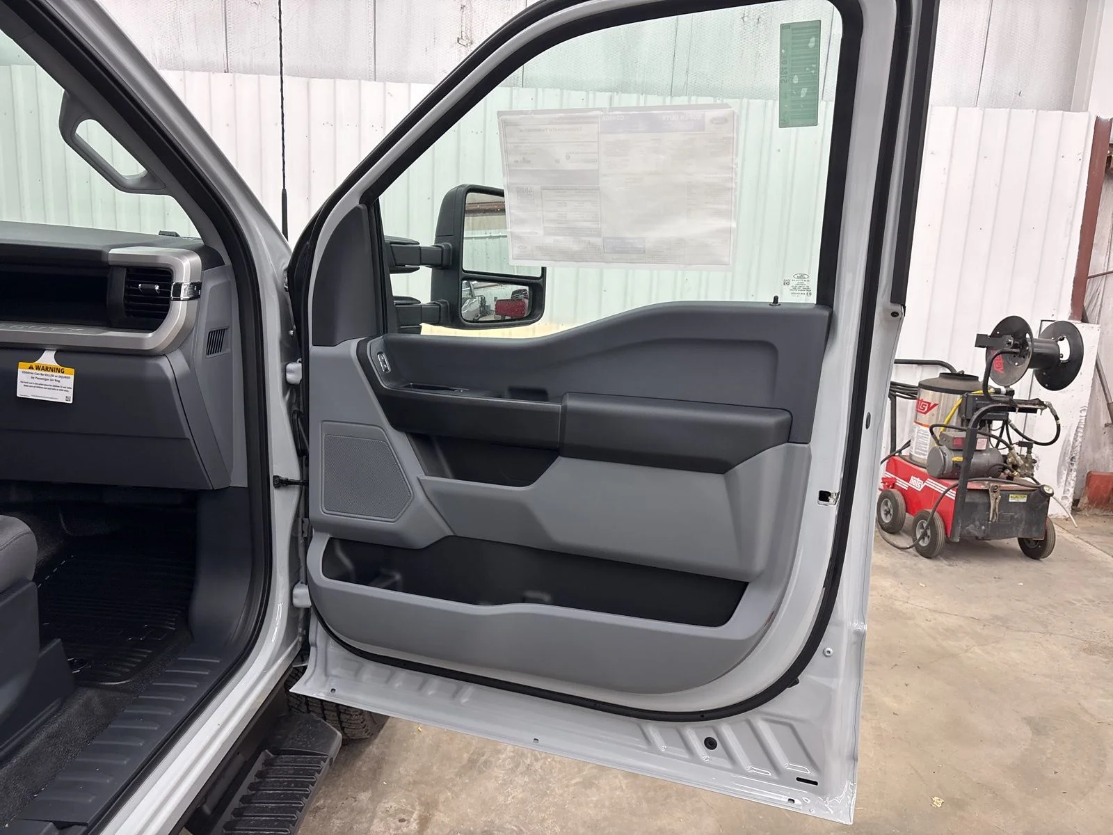 2026 Ford F-250 Super Duty XL - Photo 30