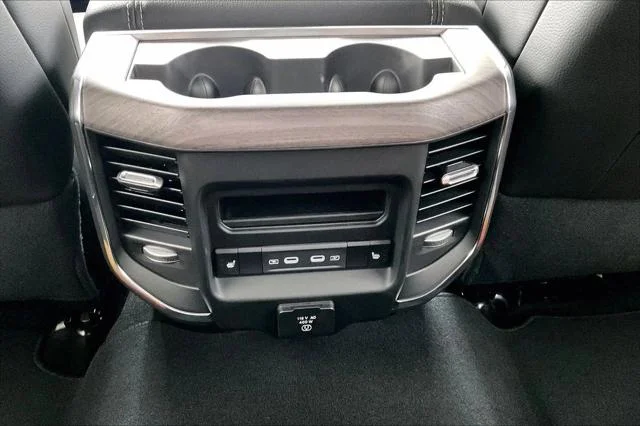 New 2026 Diamond Black Crystal Pearl-Coat Exterior Paint RAM LARAMIE image 17