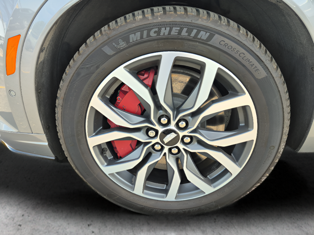 Used 2024 Silver Cadillac Sport image 35