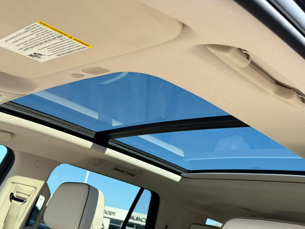2023 GMC Yukon Denali - Photo 30