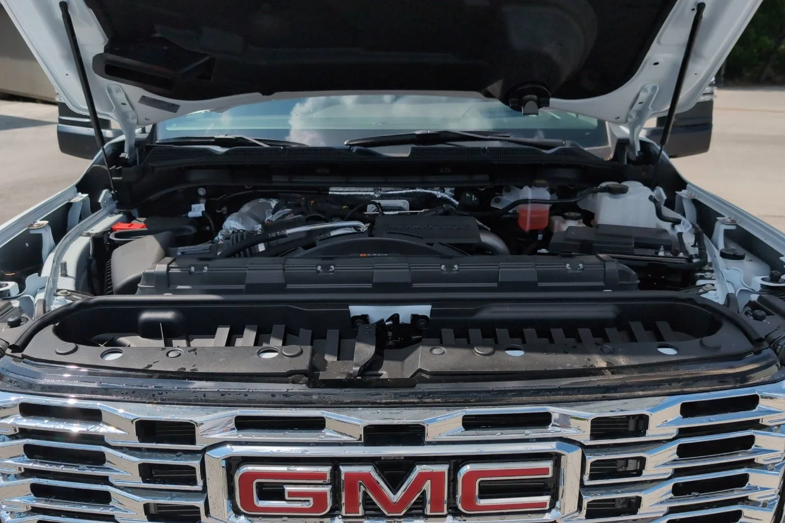 New 2026 Summit White GMC Denali image 28