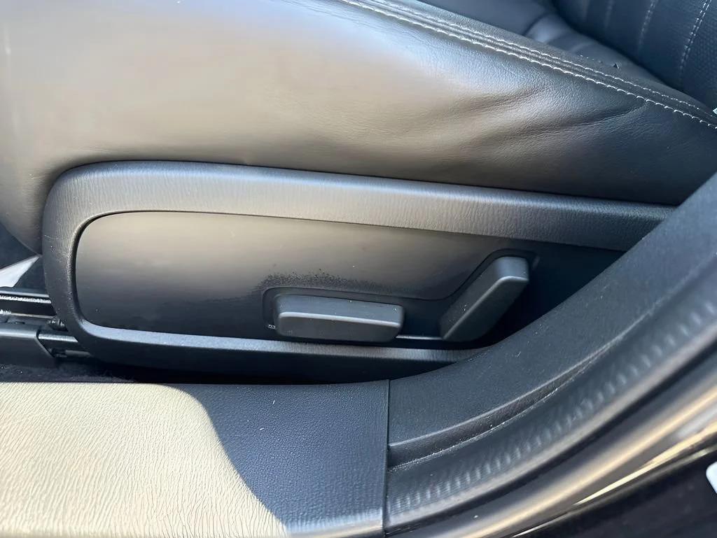 Used 2018  Mazda Grand Touring image 10