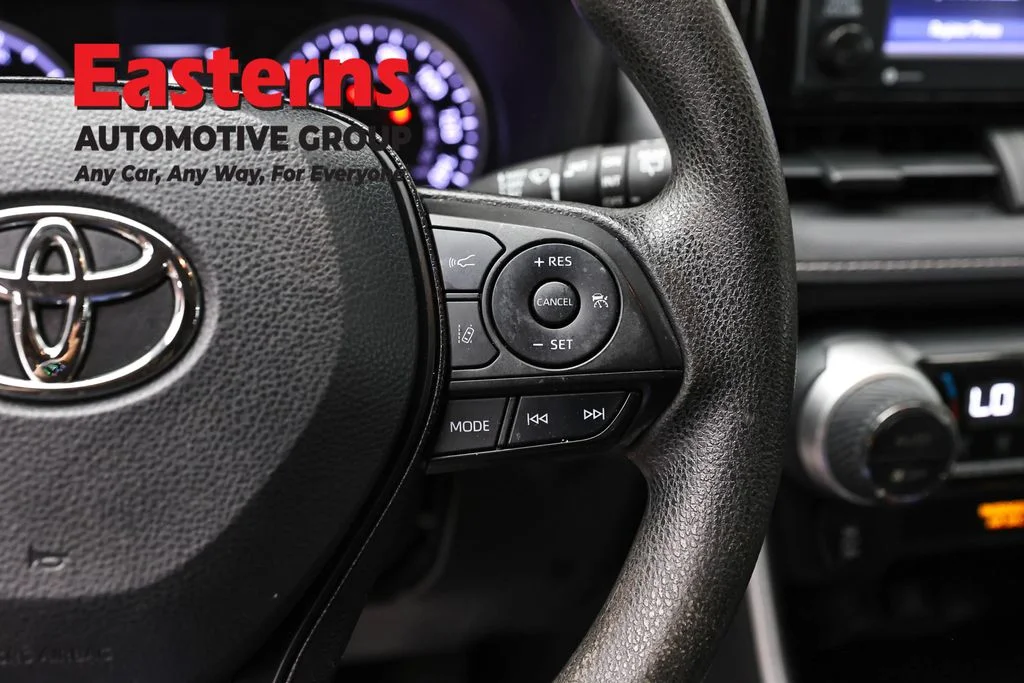 Used 2021 Gray Toyota XLE image 16