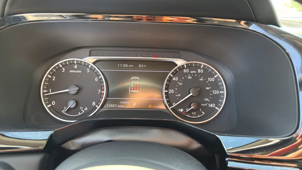 Used 2025 White Nissan SV image 24