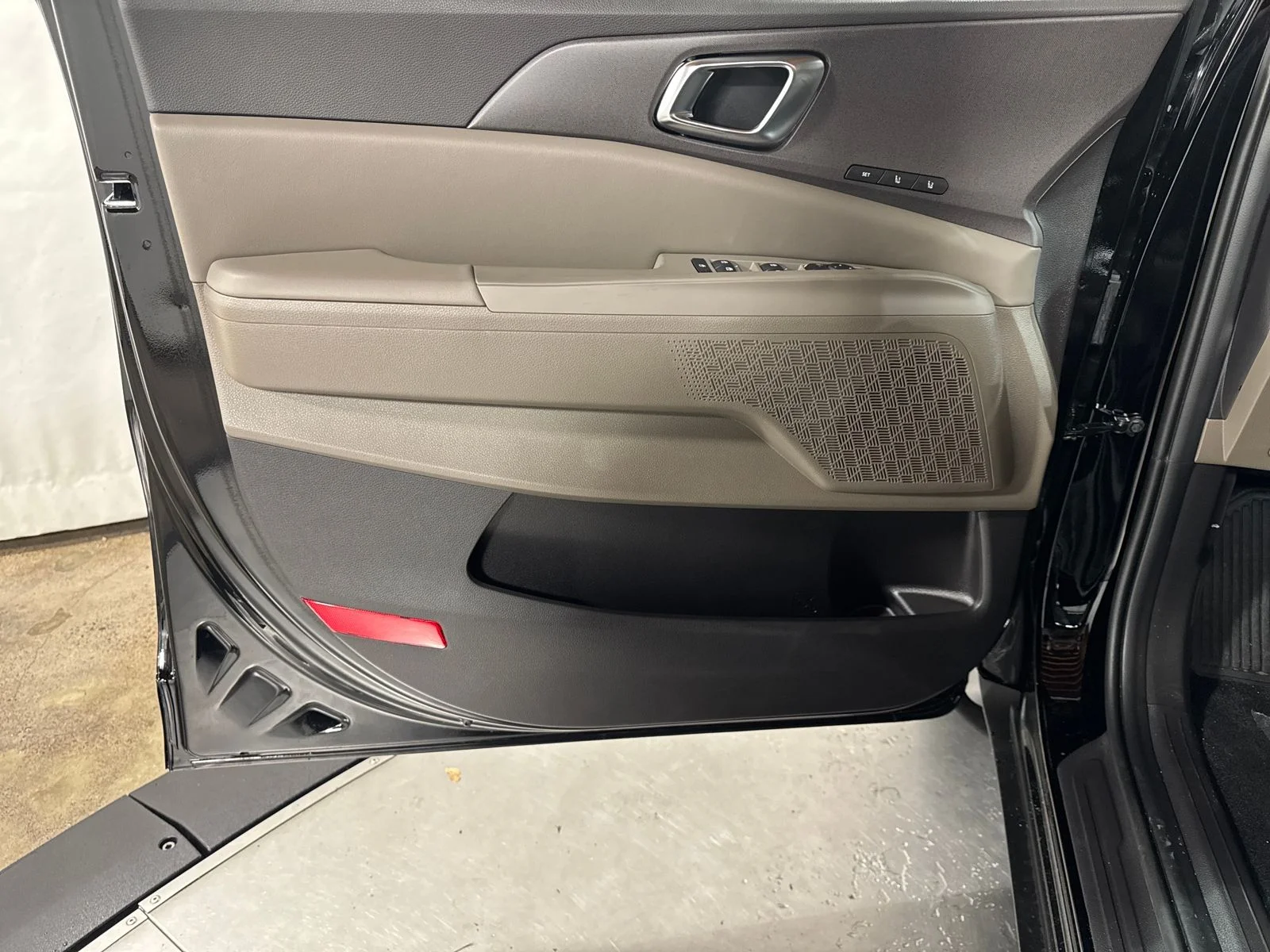 New 2026 Aurora Black Kia EX image 24