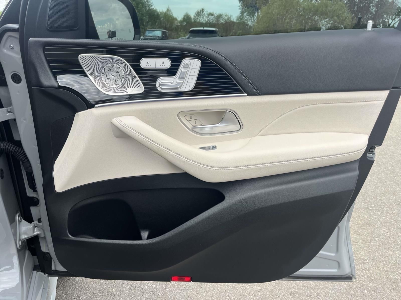 Certified Used 2024 MANUFAKTUR Alpine Gray Mercedes-Benz GLE 450e image 24