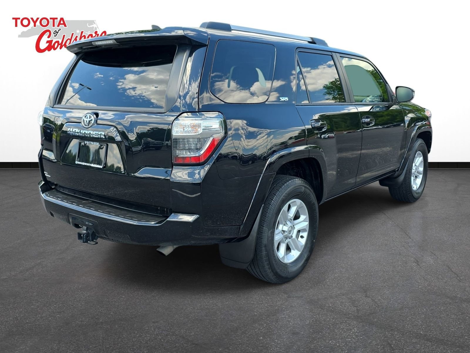 Used 2024 Black Toyota SR5 Premium image 5