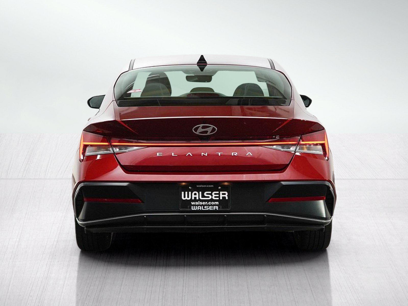 Used 2025 Ultimate Red Hyundai SEL Convenience IVT image 5