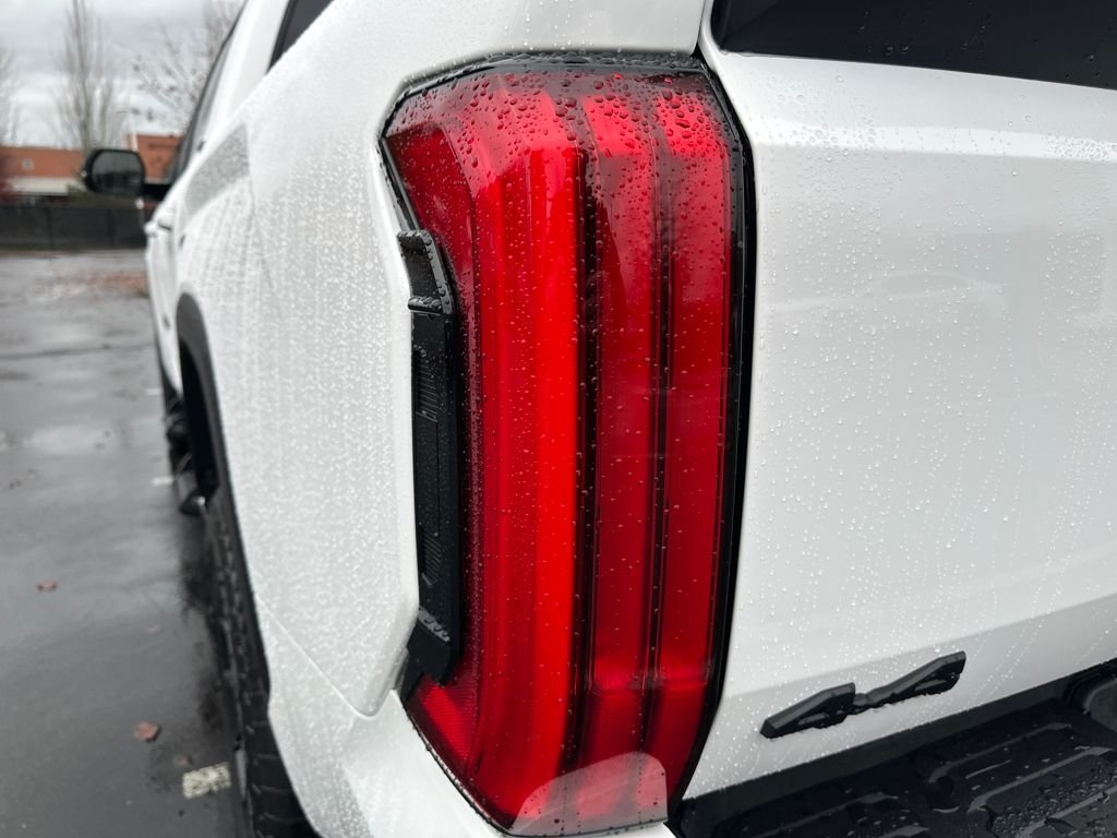 2026 Toyota Tundra SR5 - Photo 10