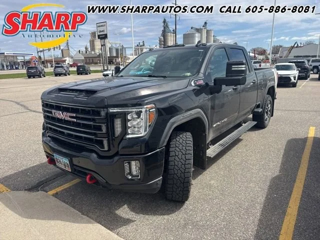 2023 GMC Sierra 4WD Crew Cab Standard Box AT4's photo