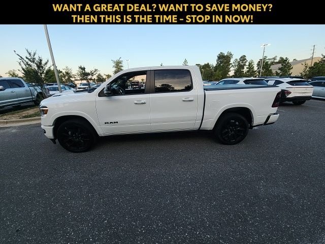 Used 2022 White Ram Laramie image 8