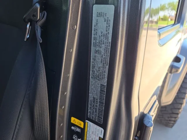 Used 2023 Gray Jeep Sport S image 29