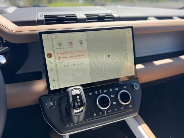 New 2026 Santorini Black Land Rover S image 16