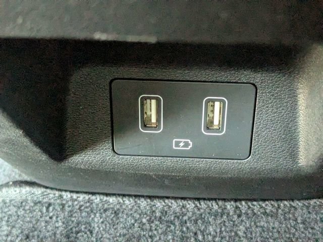 Used 2023 Gray Hyundai SEL image 15