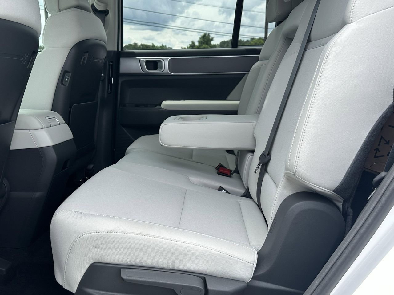 New 2026 Serenity White Hyundai SE image 18