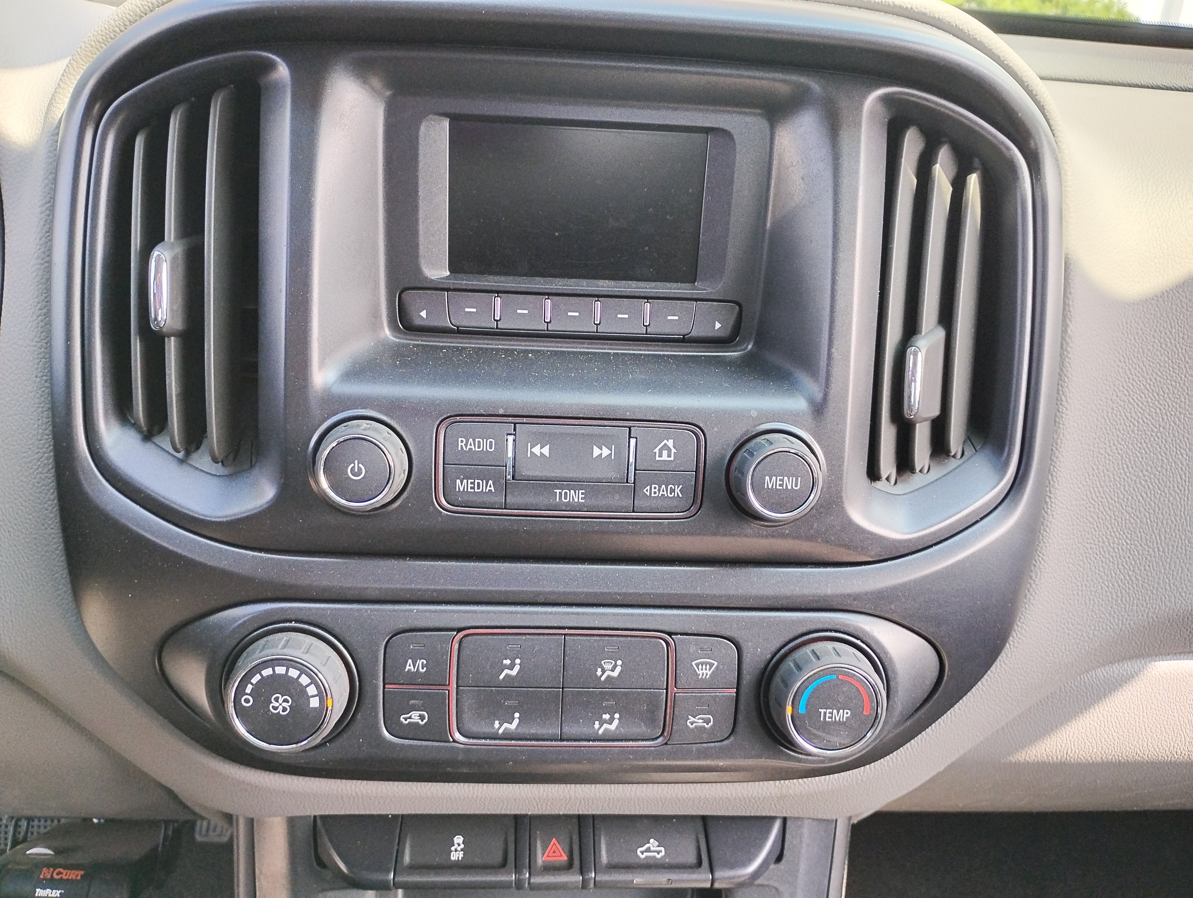 Used 2015 Quicksilver Metallic GMC 2WD image 7