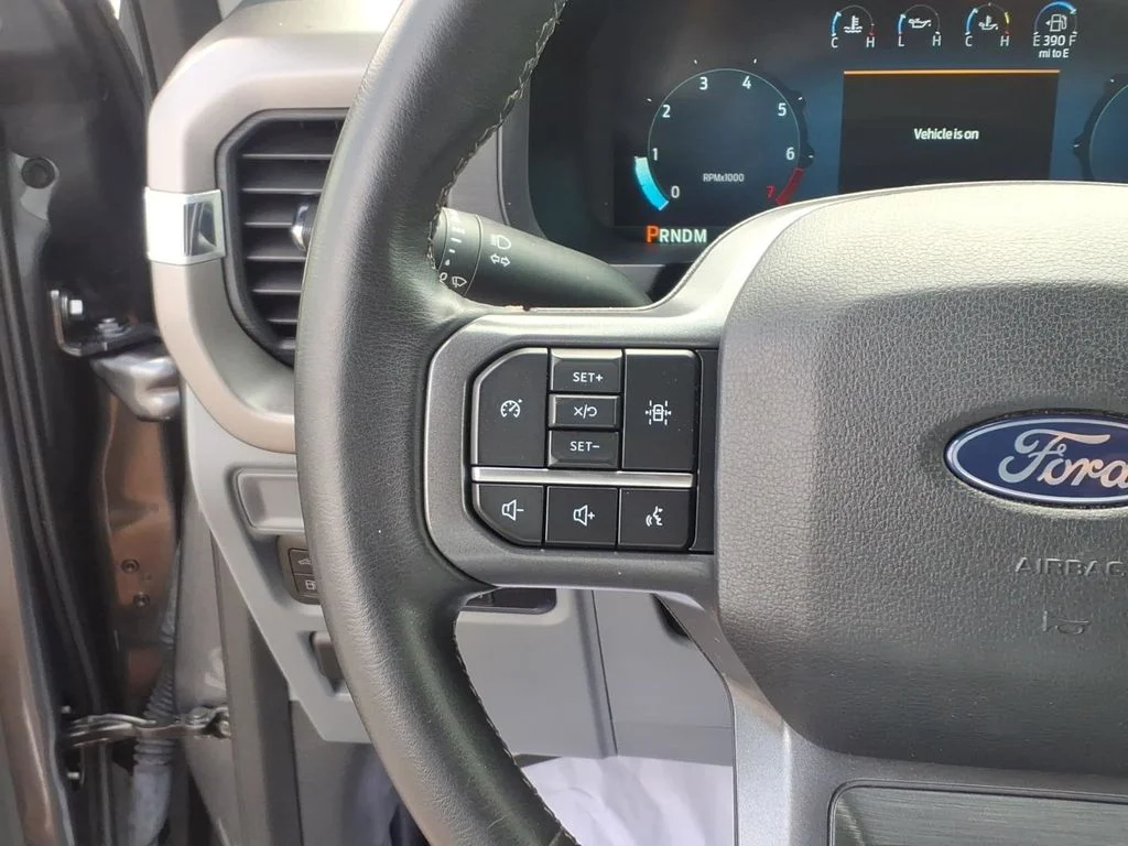 Used 2024 Gray Ford XLT image 17