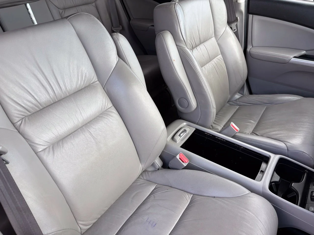 Used 2013 Gray Honda EX-L image 11