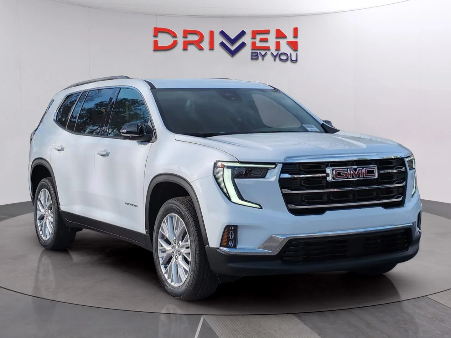 New 2026 Summit White GMC Elevation image 7