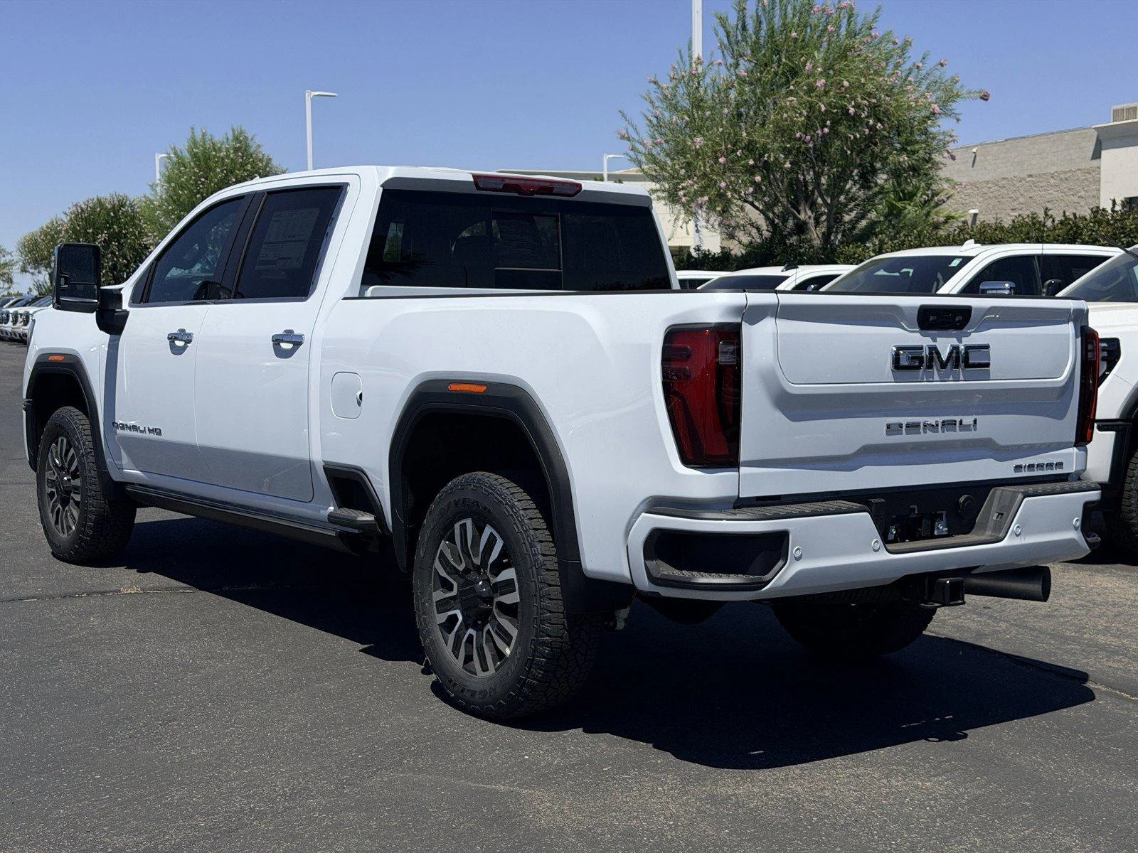 New 2026 Glacier White Tricoat GMC Denali Ultimate image 4