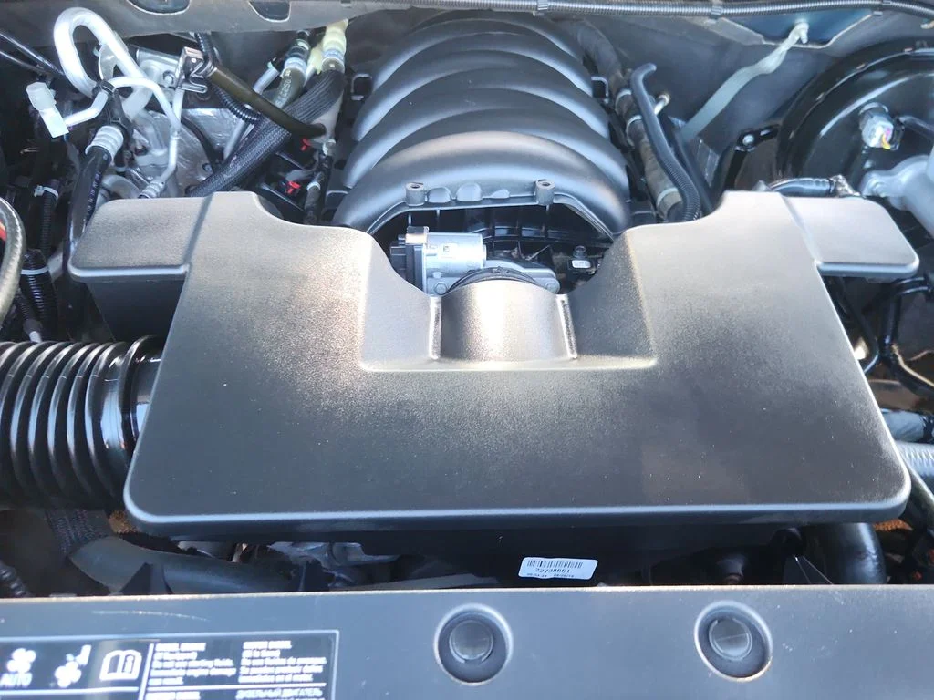 Used 2020 Gray Chevrolet LT image 21