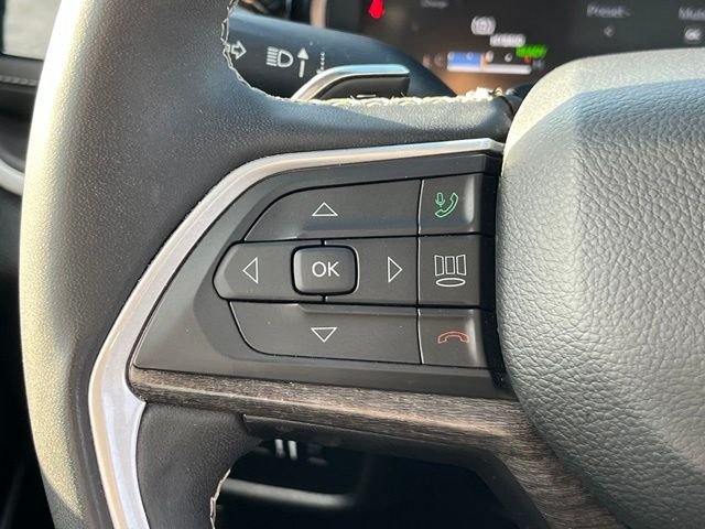 Used 2023 Silver Jeep 4xe image 14