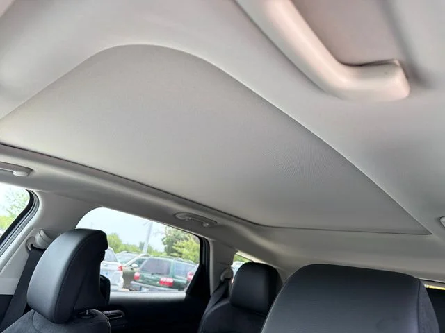 New 2027 Heritage Blue Kia SX Prestige image 16