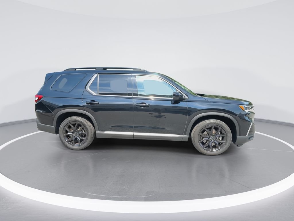 Used 2025 Crystal Black Pearl Honda Touring image 9