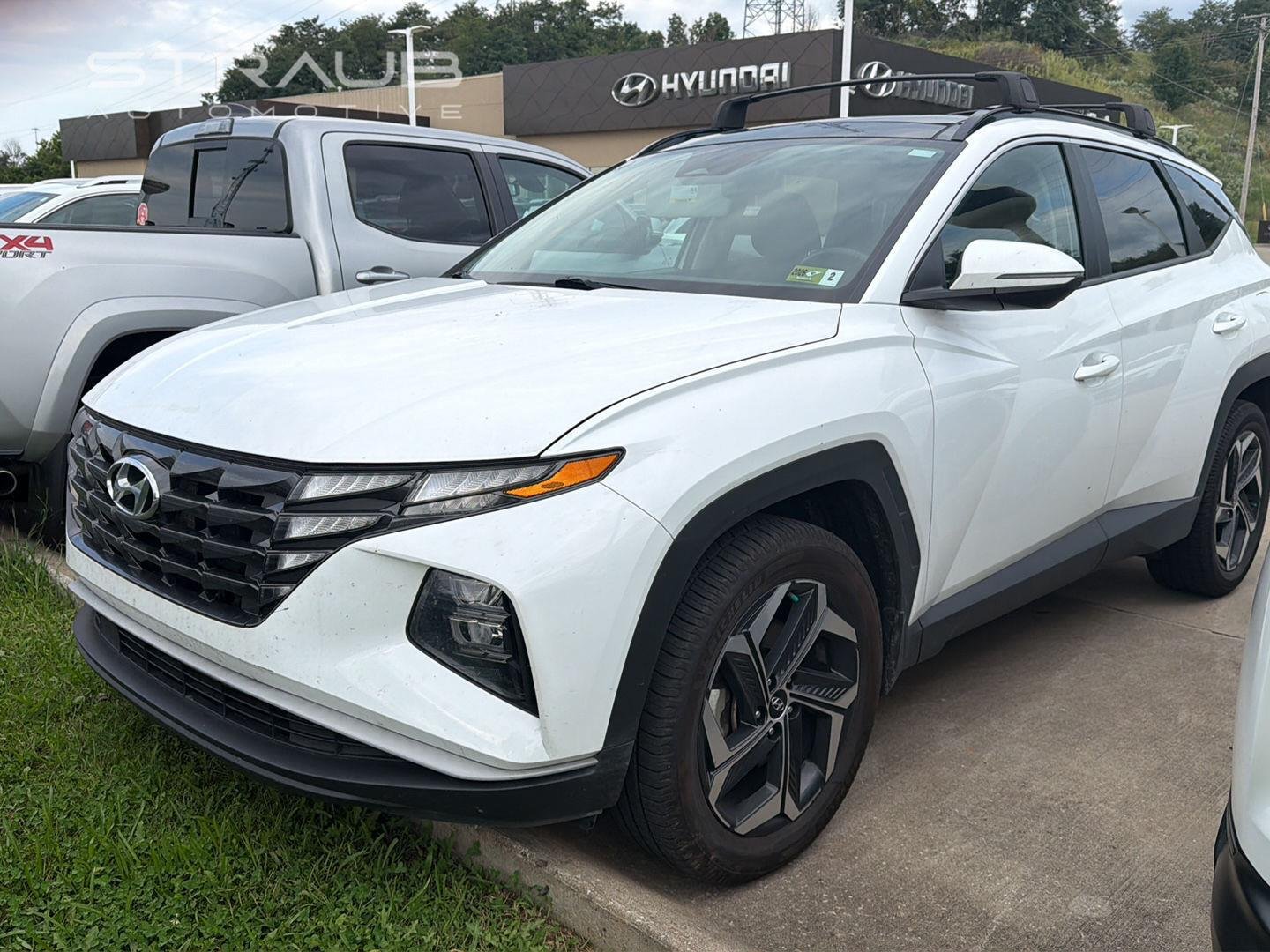 Used 2023 Serenity White Pearl Hyundai SEL Convenience image 2
