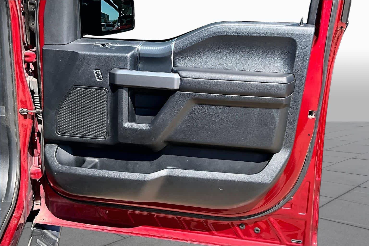 Used 2018 Ruby Red Metallic Tinted Clearcoat Ford XLT image 23