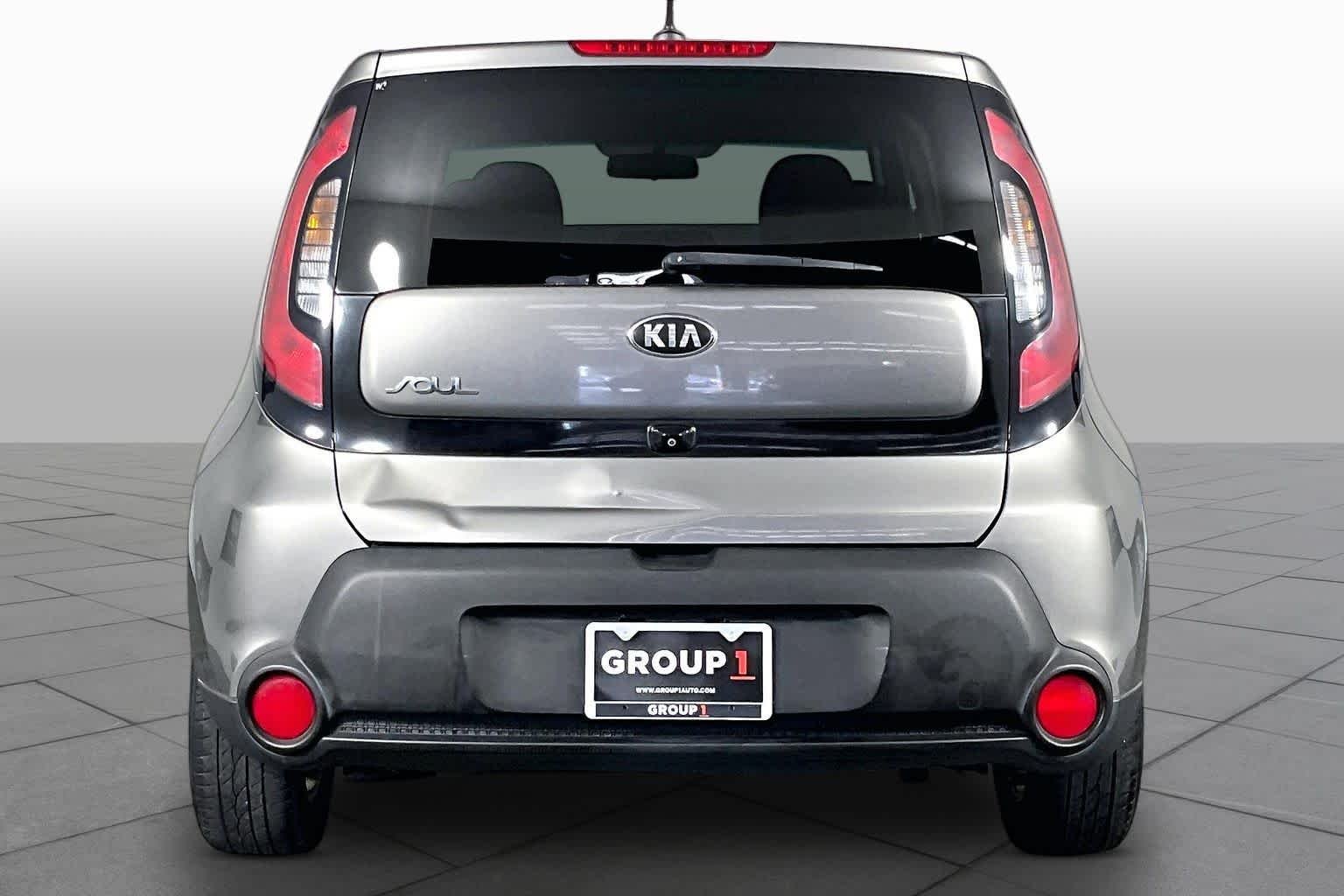 Used 2016 Titanium Gray Kia Base image 5