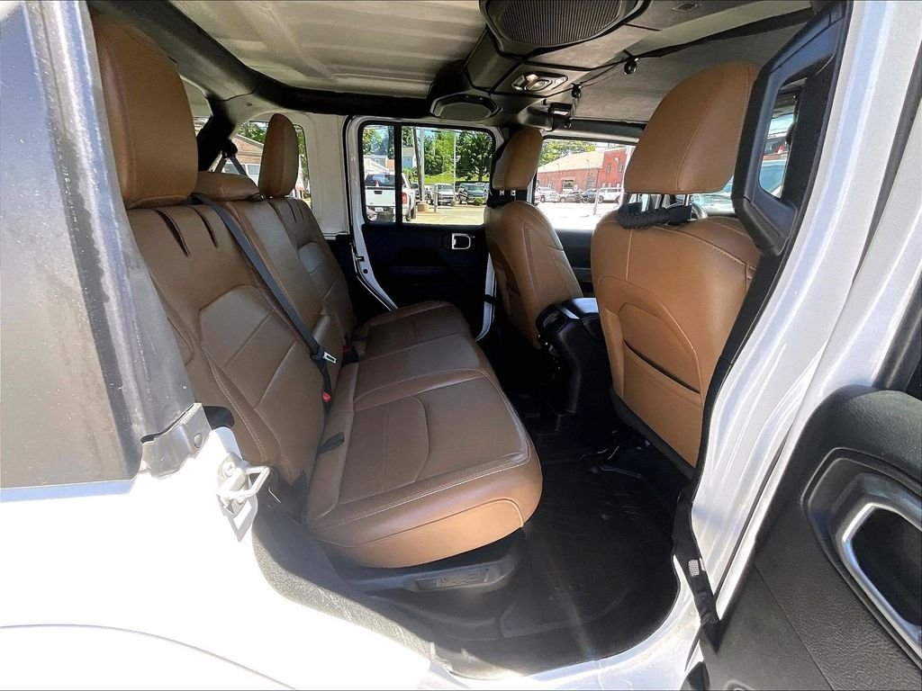 Used 2023 White Jeep Sahara 4xe image 16