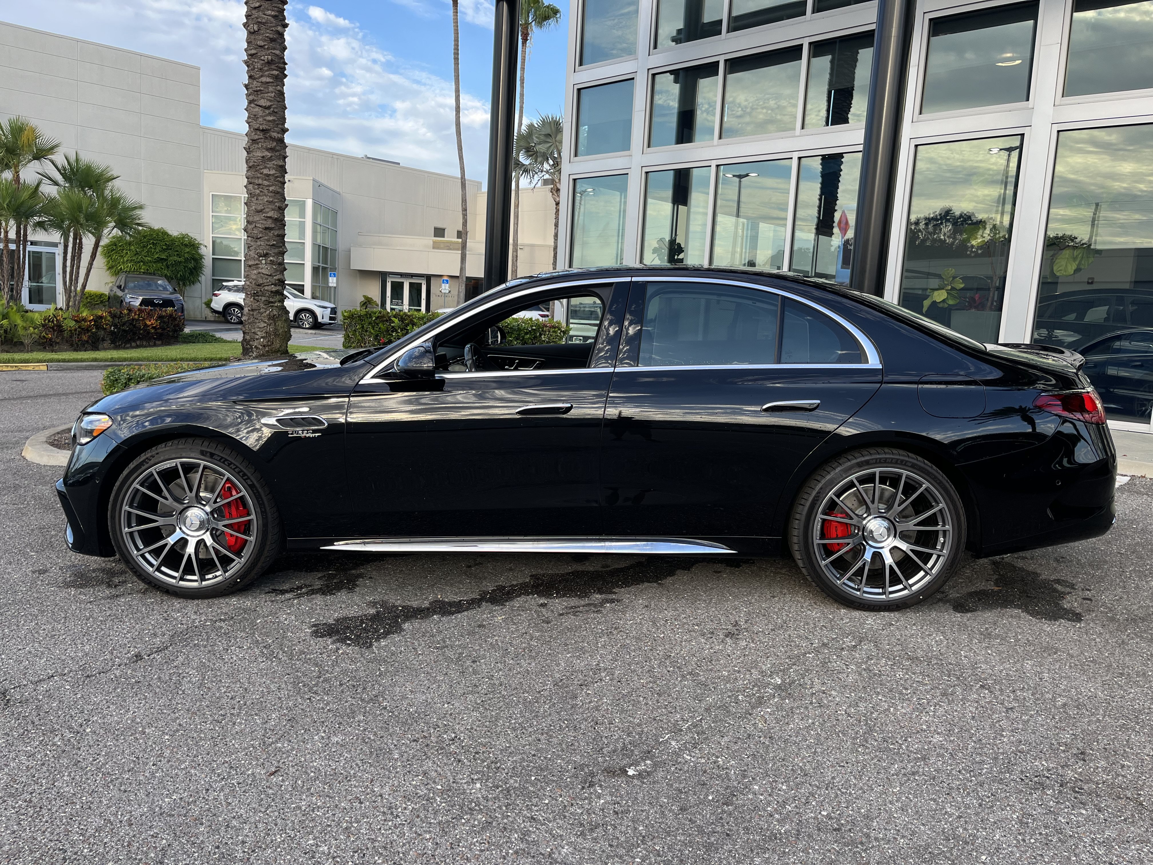 New 2026 Obsidian Black Metallic Mercedes-Benz AMG® E 53 E image 32