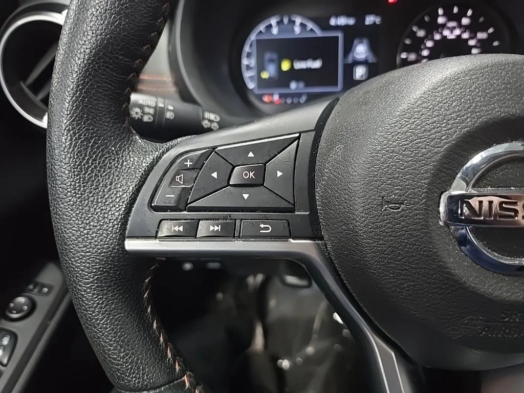 Used 2021 Blue Nissan SR image 21