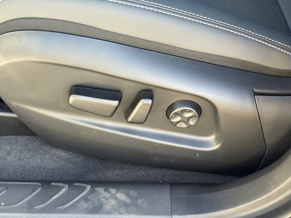 2025 VinFast VF 8 Plus - Photo 26