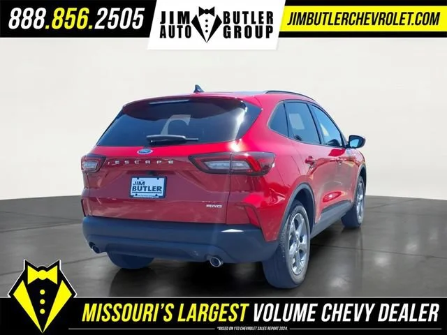 Used 2025  Ford ST-Line Select image 24