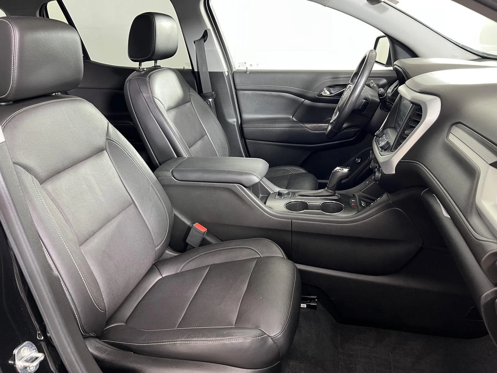 Used 2019 Ebony Twilight Metallic GMC SLT image 31