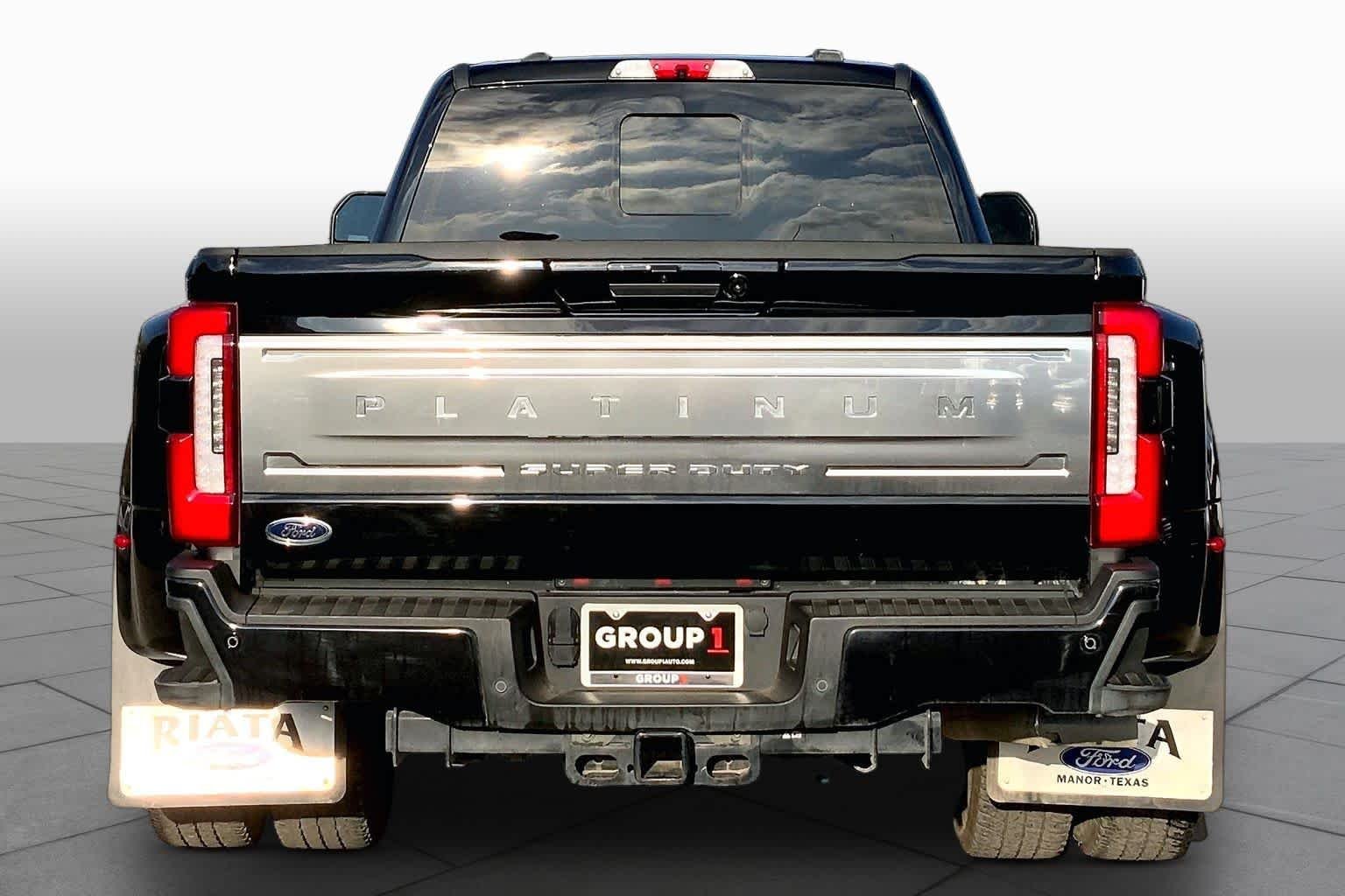 Used 2024 Agate Black Ford Platinum image 5