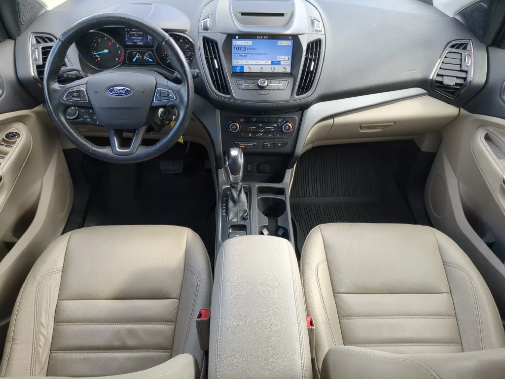 Used 2018 Silver Ford SEL image 13
