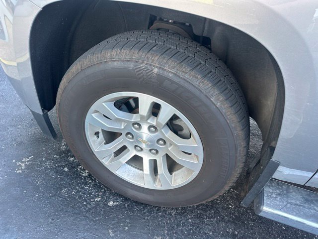 Used 2018 PEPPERDUST METALLIC Chevrolet LT image 27