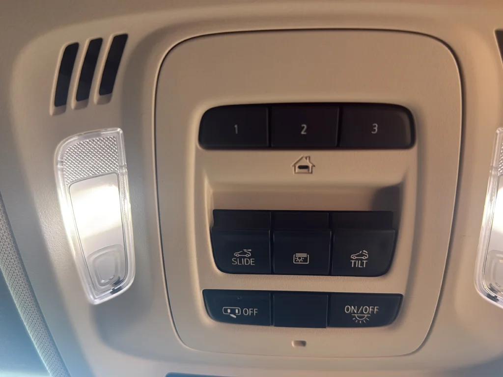 Used 2023 Gray Buick Essence image 32