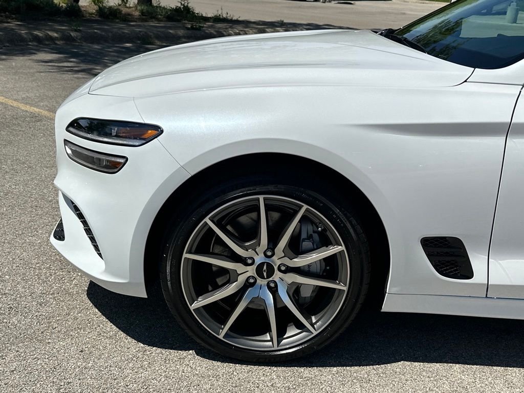 Used 2026 White Genesis 2.5T image 8