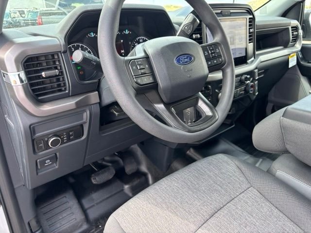 New 2026 Oxford White Ford XL image 12