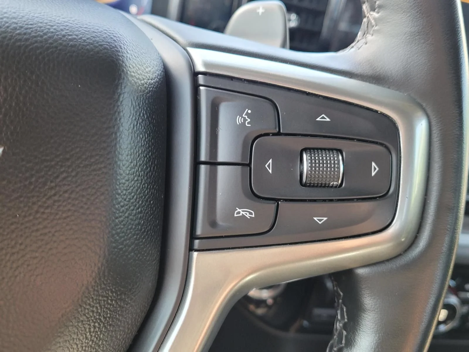 Used 2023 Sterling Gray Metallic Chevrolet LTZ image 28