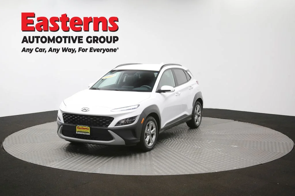 Used 2023 White Hyundai SEL image 53