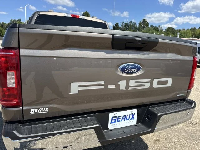 Used 2023 Gray Ford XLT image 17