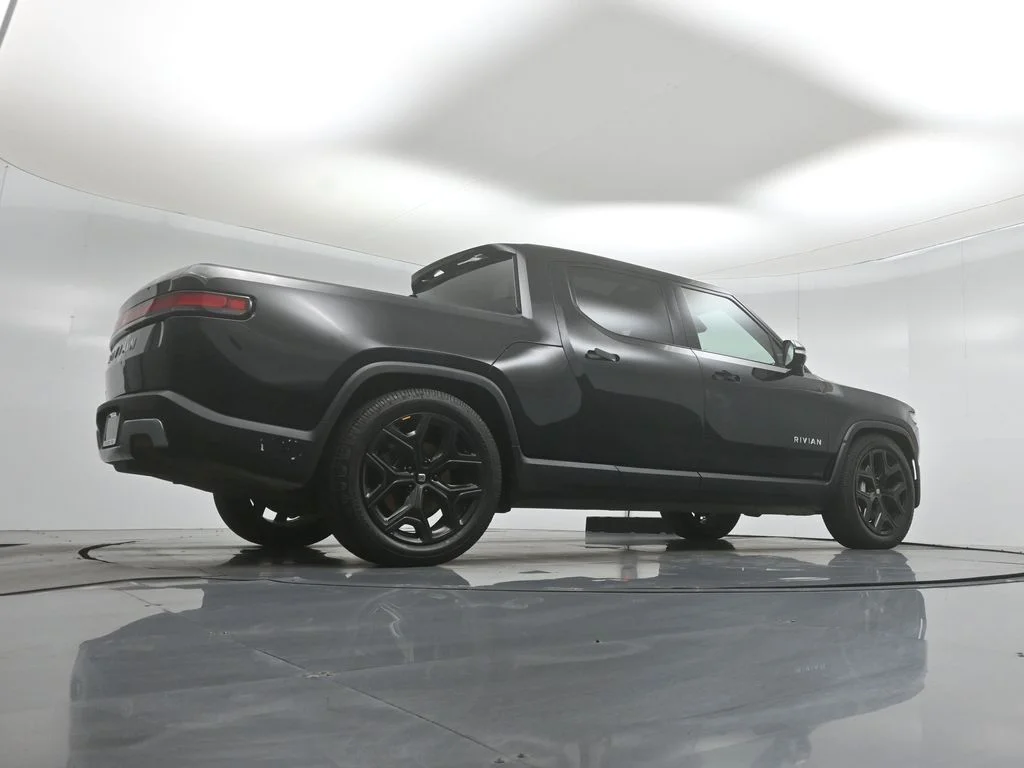 Certified Used 2023  Rivian Adventure image 41