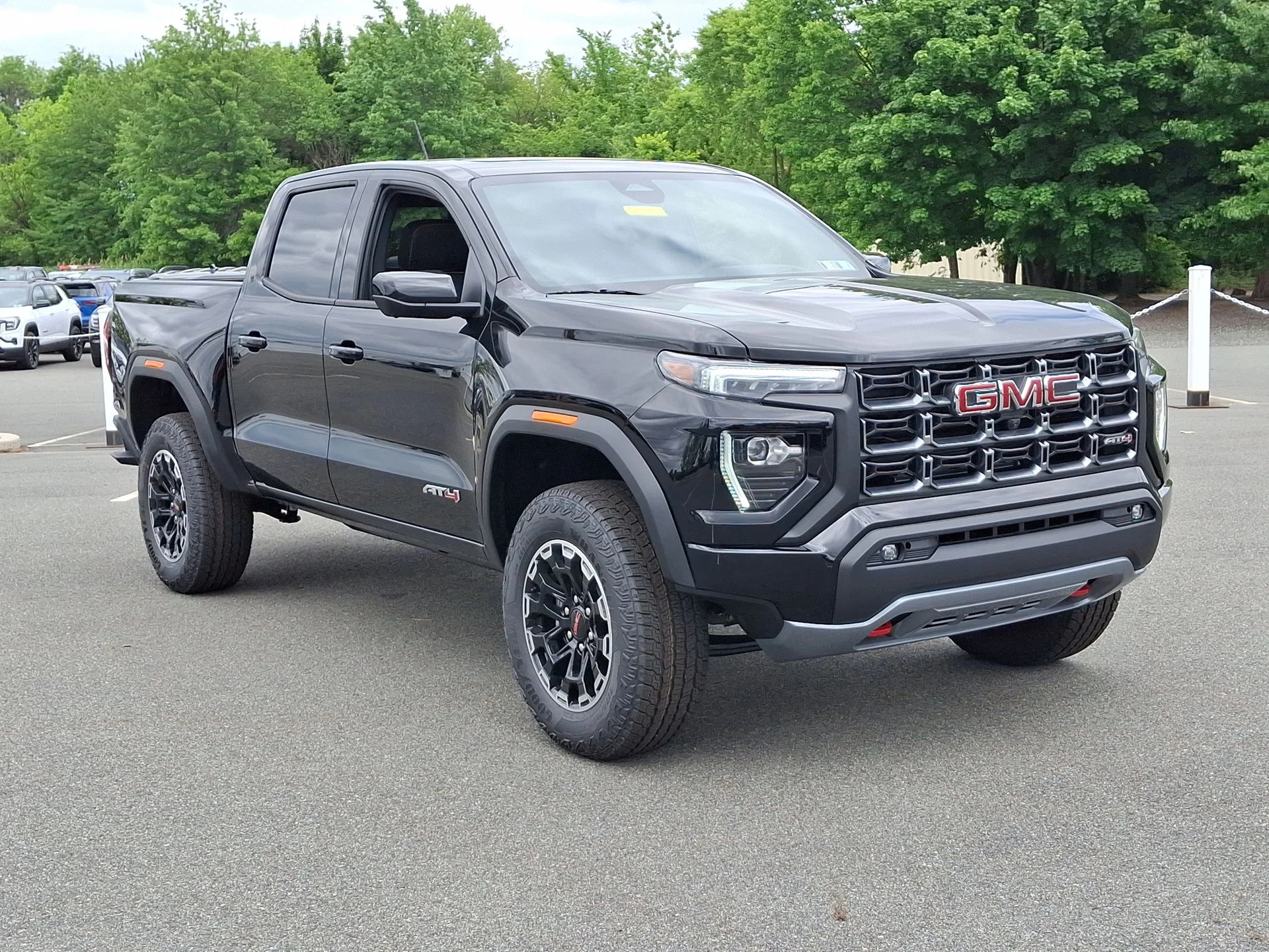 2026 GMC Canyon AT4 - Photo 16