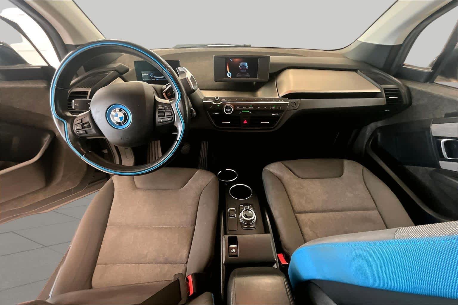 Used 2017 Platinum Silver w/BMW i Frozen Blue Accent BMW  image 13