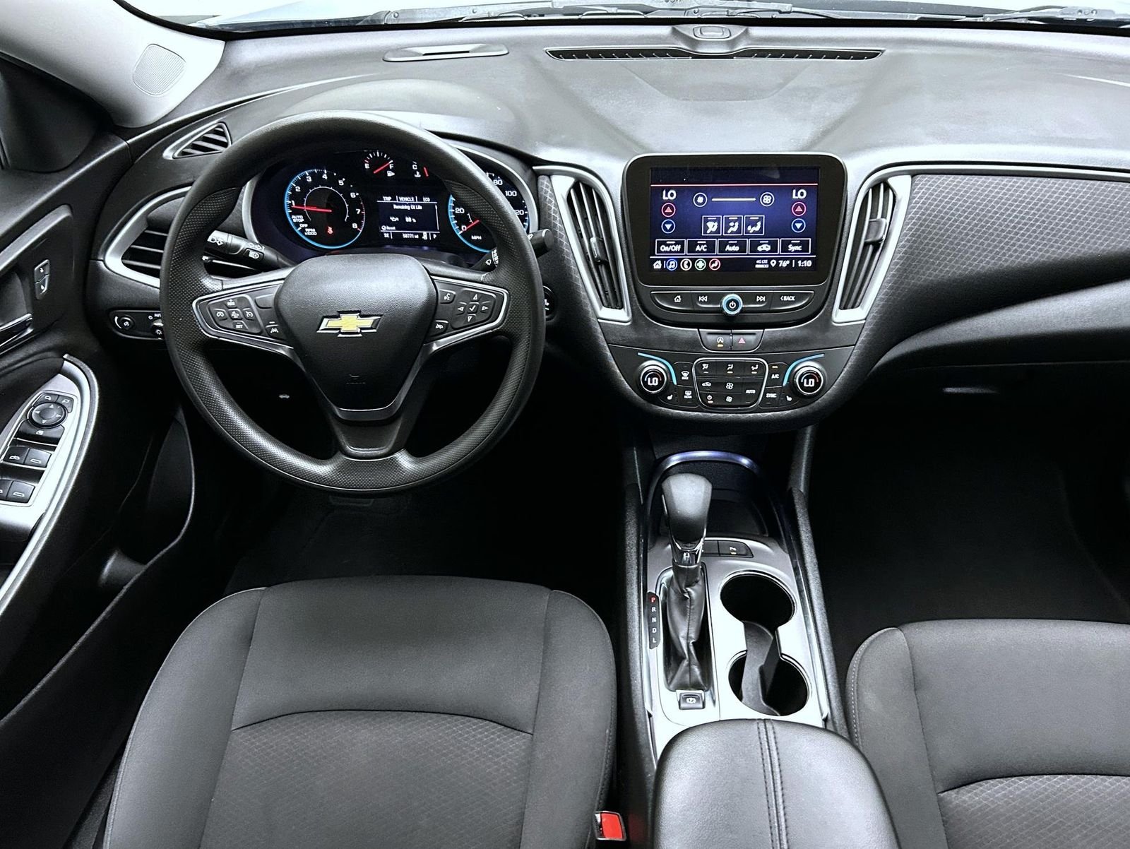 Used 2025 Blue Chevrolet LT image 14